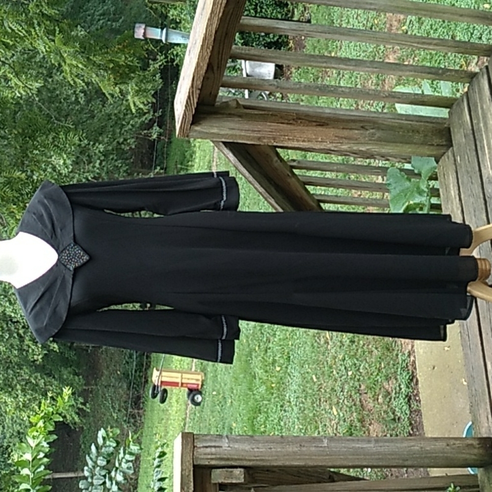Tally Taylor size 6 black formal prom dress 👗